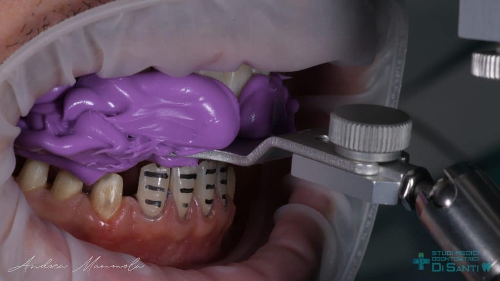 2702A259-05C8-418E-8FF0-9B49ECCE8254