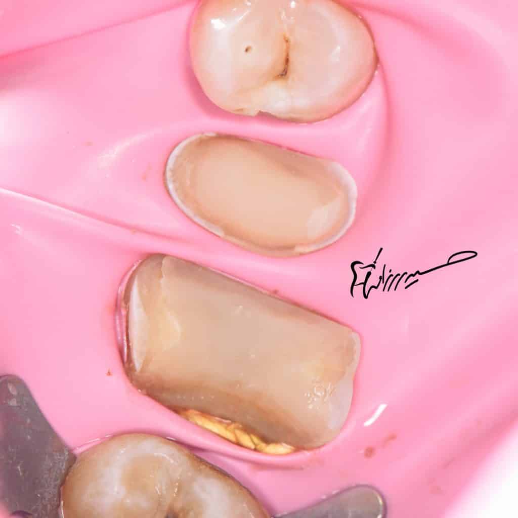 3D0E1E09-B311-4641-B810-CDAB4658C92E