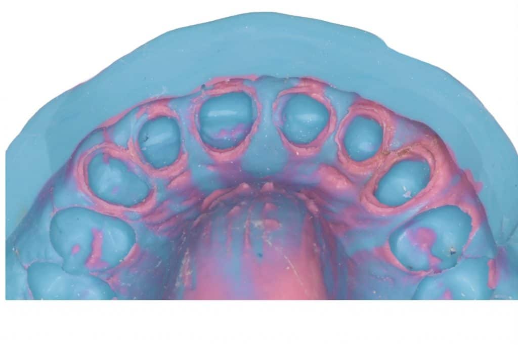 6FEC9021-C869-4D8A-B408-B922646FC217