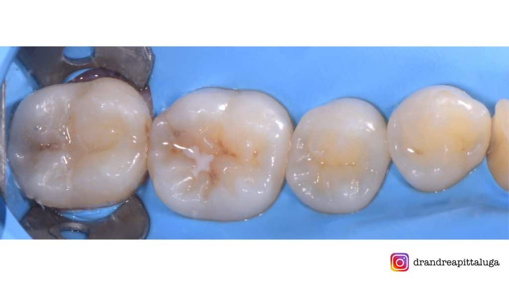 6DB92E7C-4262-4CEF-974A-78A5005F7040