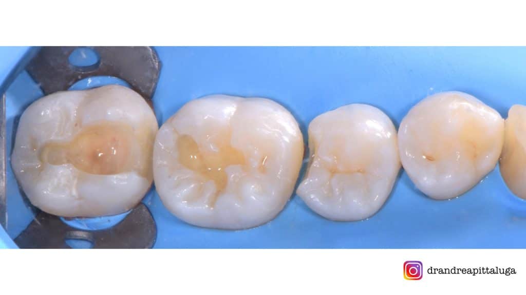 F798827E-F491-404A-B1BC-2D4A2079B9D5