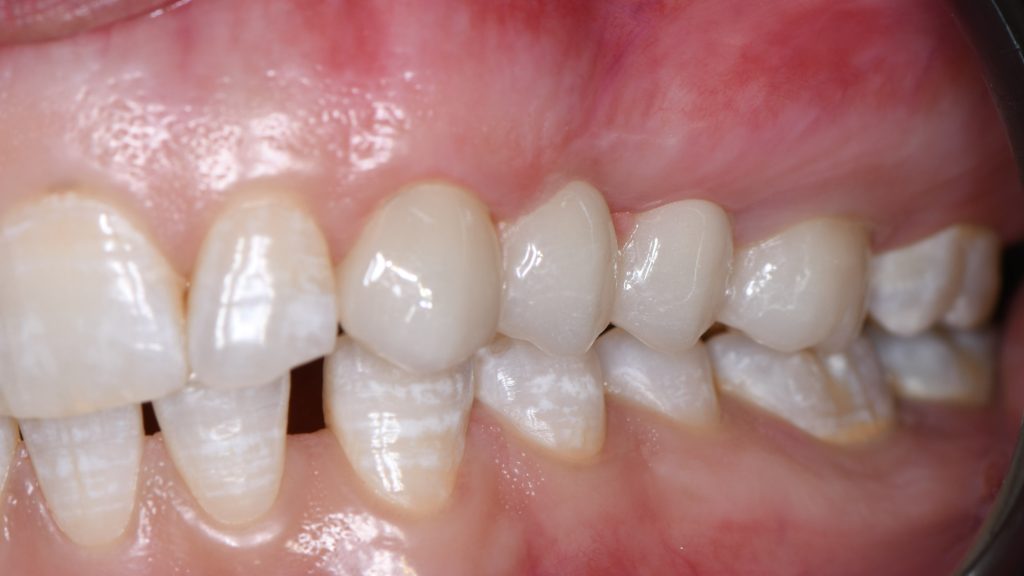 32497D80-29F6-4639-A459-4698659E2B22