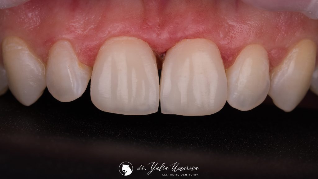 6730CF26-88A3-4B4E-B029-D70D5F086A98